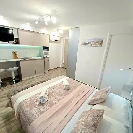 Studio Pomalo/ Take It Easy Apartamento Split